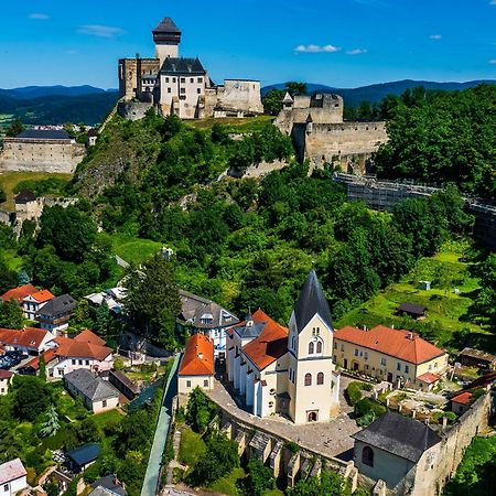 Apartman Greenbay Golf Trenčín Exteriör bild