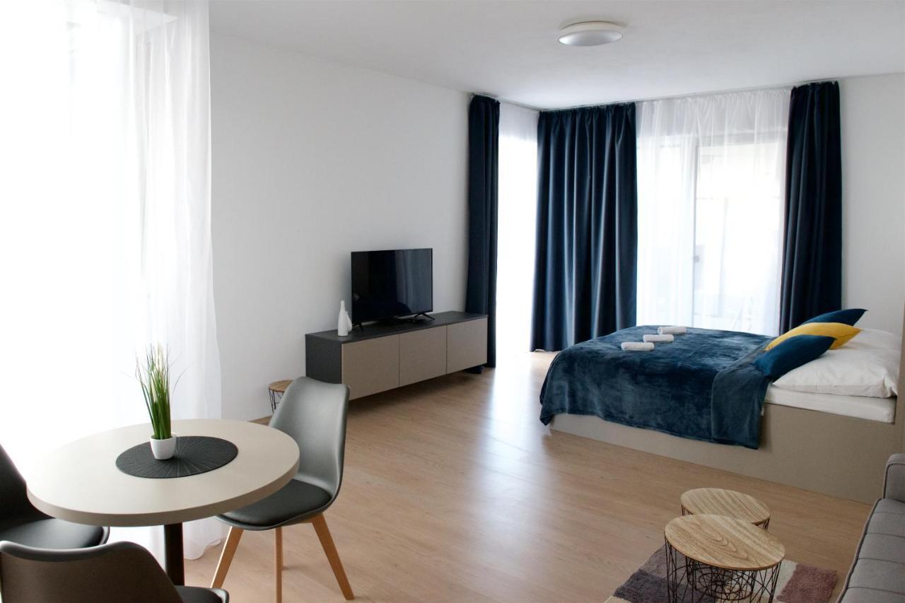 Apartman Greenbay Golf Trenčín Exteriör bild