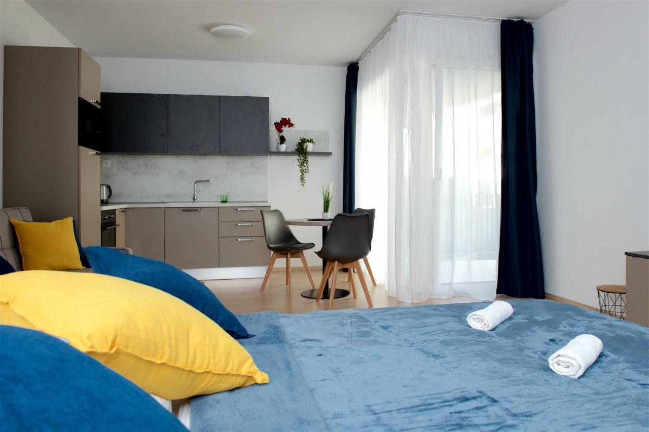Apartman Greenbay Golf Trenčín Exteriör bild