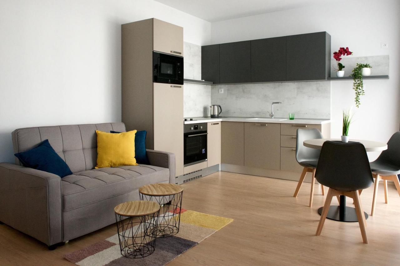 Apartman Greenbay Golf Trenčín Exteriör bild