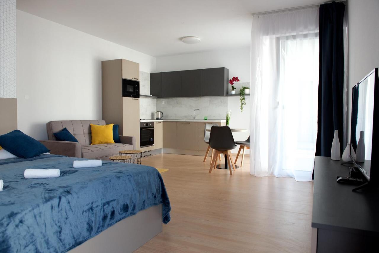Apartman Greenbay Golf Trenčín Exteriör bild