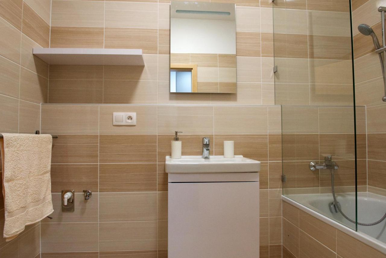 Apartman Greenbay Golf Trenčín Exteriör bild