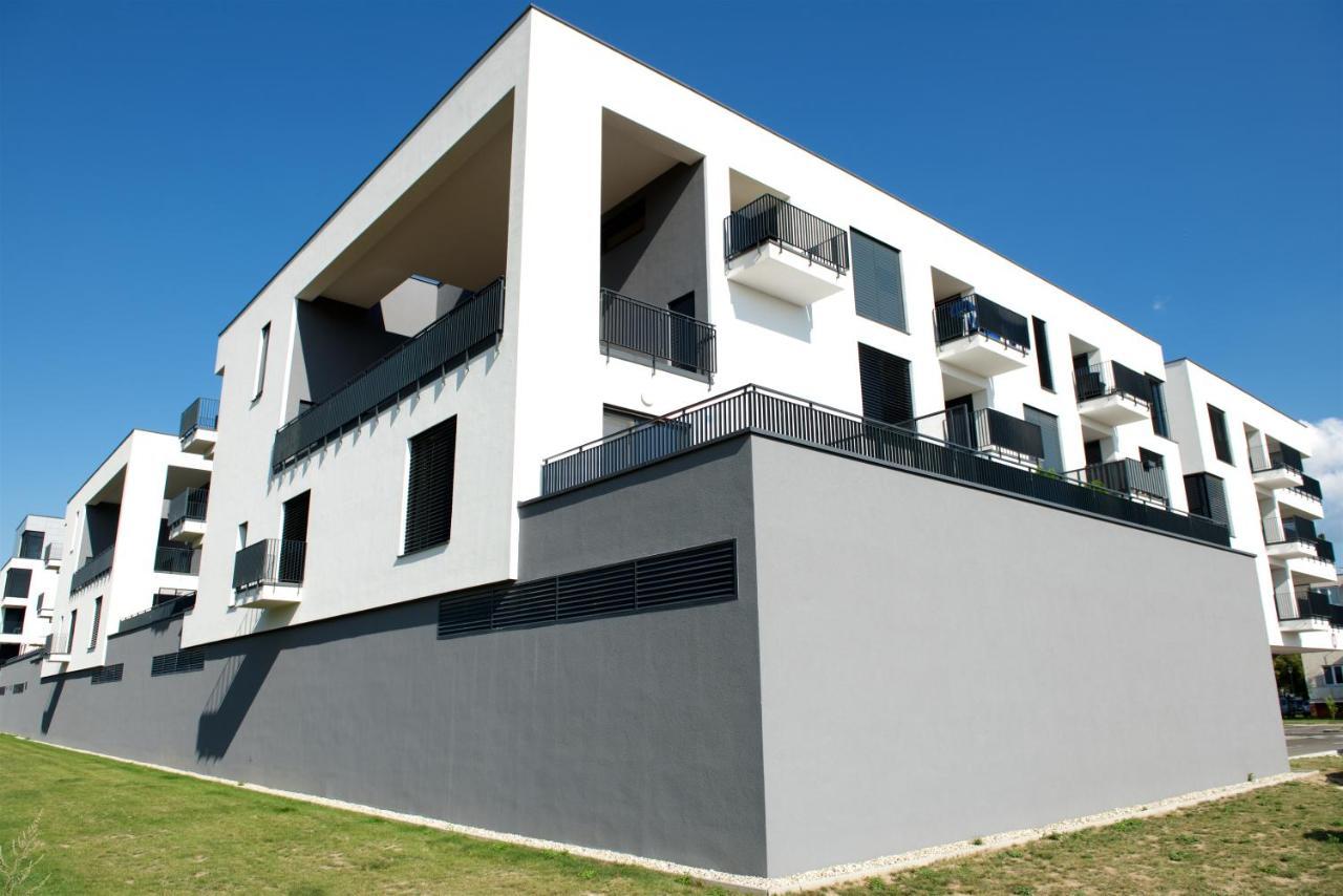 Apartman Greenbay Golf Trenčín Exteriör bild